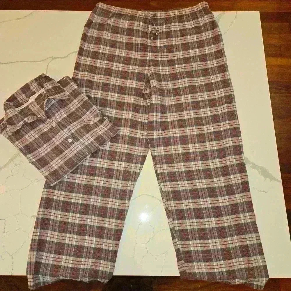 Calvin Klein Mens 100% Cotton Plaid Flannel Pajama Set Red Gray Size Large